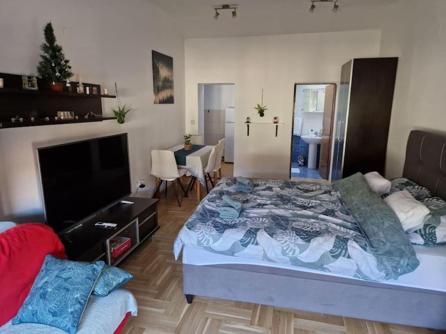 Warm House Full Of Green Ambient,Joy And Comfort 萨格勒布 外观 照片