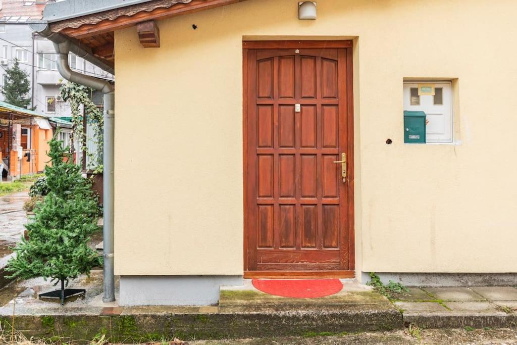 Warm House Full Of Green Ambient,Joy And Comfort 萨格勒布 外观 照片