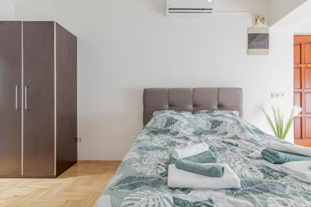 Warm House Full Of Green Ambient,Joy And Comfort 萨格勒布 外观 照片